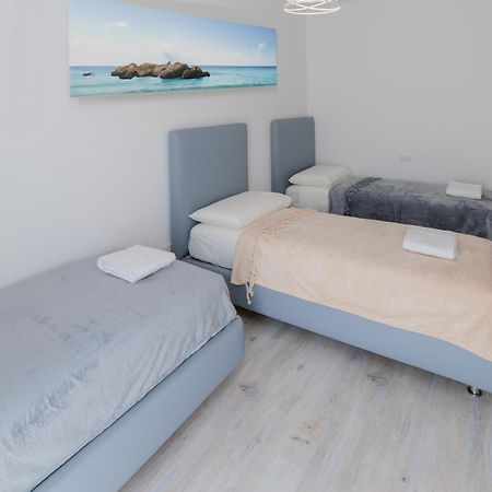 Wave Island! Luxury Resort A Jesolo - Piscina E Park Free! Ngoại thất bức ảnh