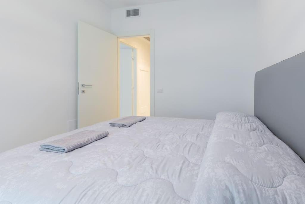Wave Island! Luxury Resort A Jesolo - Piscina E Park Free! Ngoại thất bức ảnh